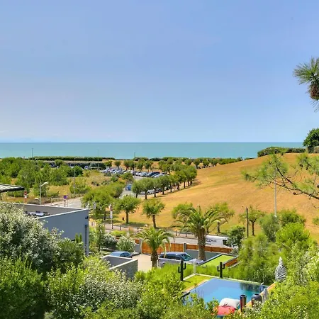 Lorea - Superbe 12 Personnes Proche Des Plages